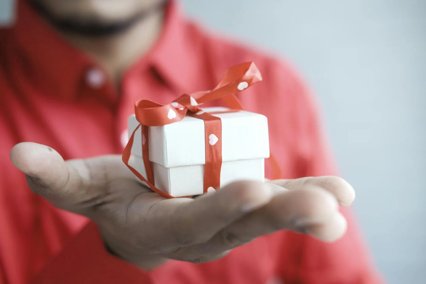 Top 5 Valentine’s Day Jewelry Gift Ideas for 2025 - Larson Jewelers