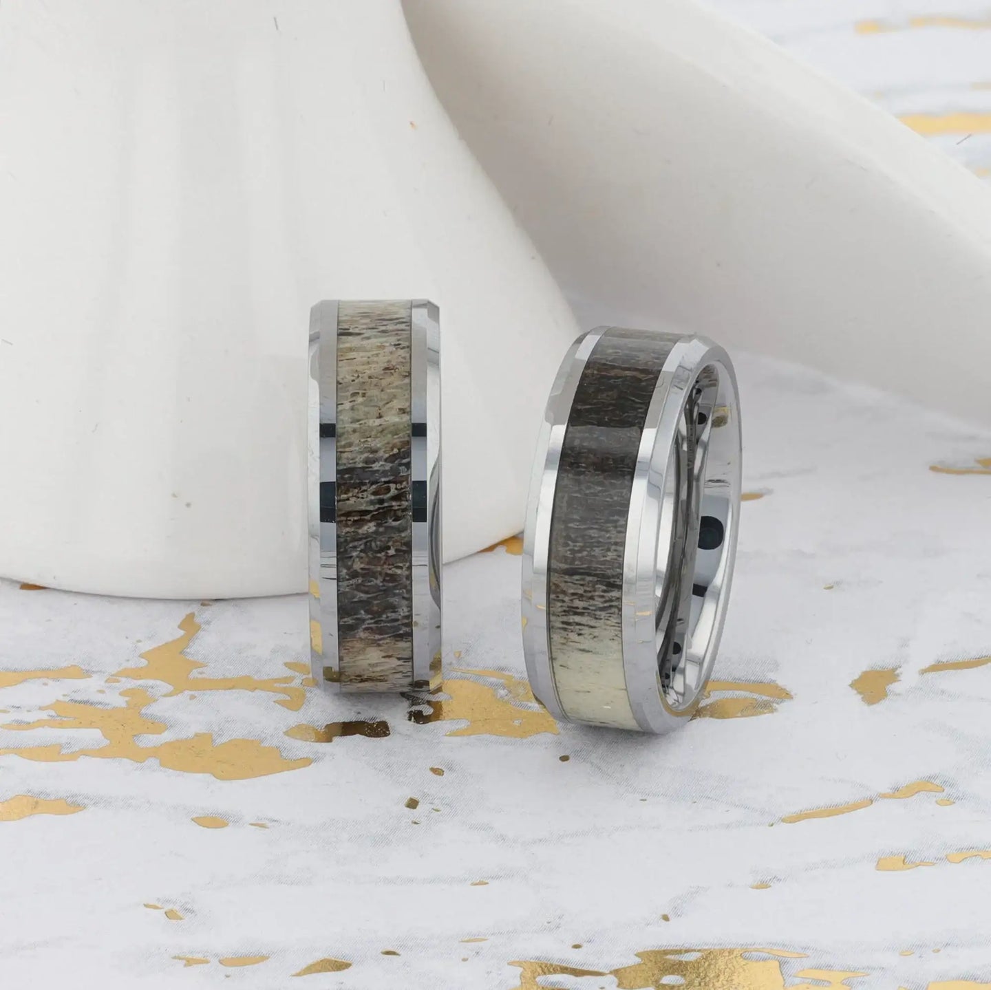 BUCK Polished Beveled Tungsten Carbide Men's Wedding Band with Ombre Deer Antler Inlay - 6mm & 8mm - Larson Jewelers
