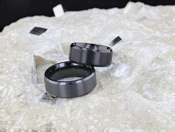 Perspective view of polished beveled edges contrasting with brushed center, 8mm