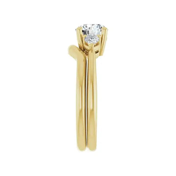 IDALIA 18K Yellow Gold Round Lab Grown Diamond Engagement Ring - Larson Jewelers