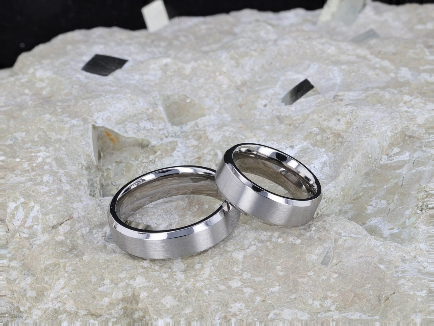 Detail graphic of SHIRE titanium ring surface and beveled edge
