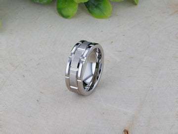 WARWICK Beveled Tungsten Carbide Wedding Band with Brush Finished Center and Alternating Grooves - 8mm - Larson Jewelers
