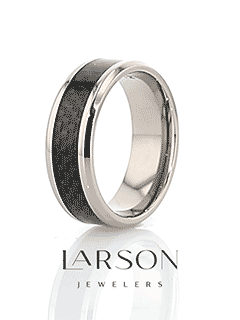 COLOSSEUM Black Carbon Fiber Inlay Titanium Wedding Band - 8mm