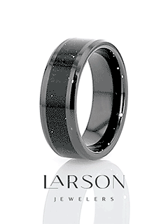 GIOVANNI Men’s Polished Finish Black Ceramic Beveled Wedding Band with Green Goldstone Inlay - 8mm